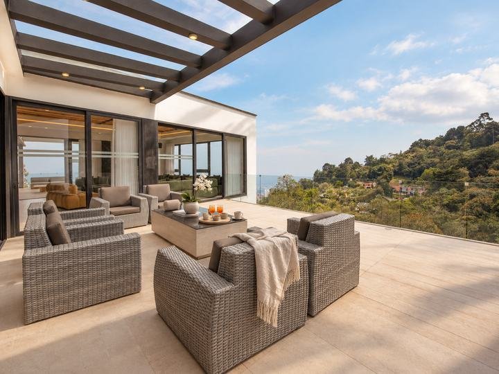 Skyline Bachelor Villa | Heated Infinity Pool – foto 8